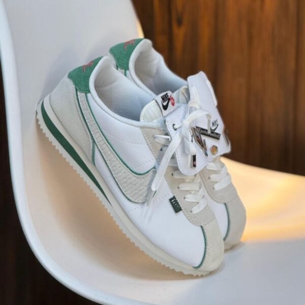 Nike Cortéz