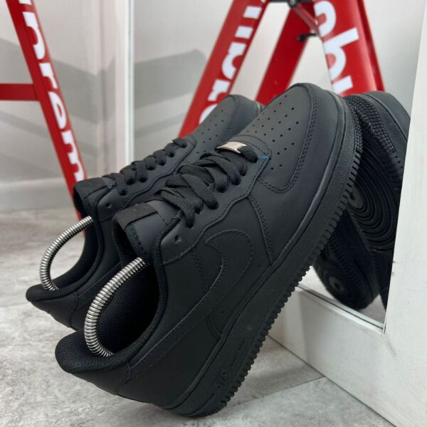 Zapatillas Air for one Blancas y Negras - Image 2